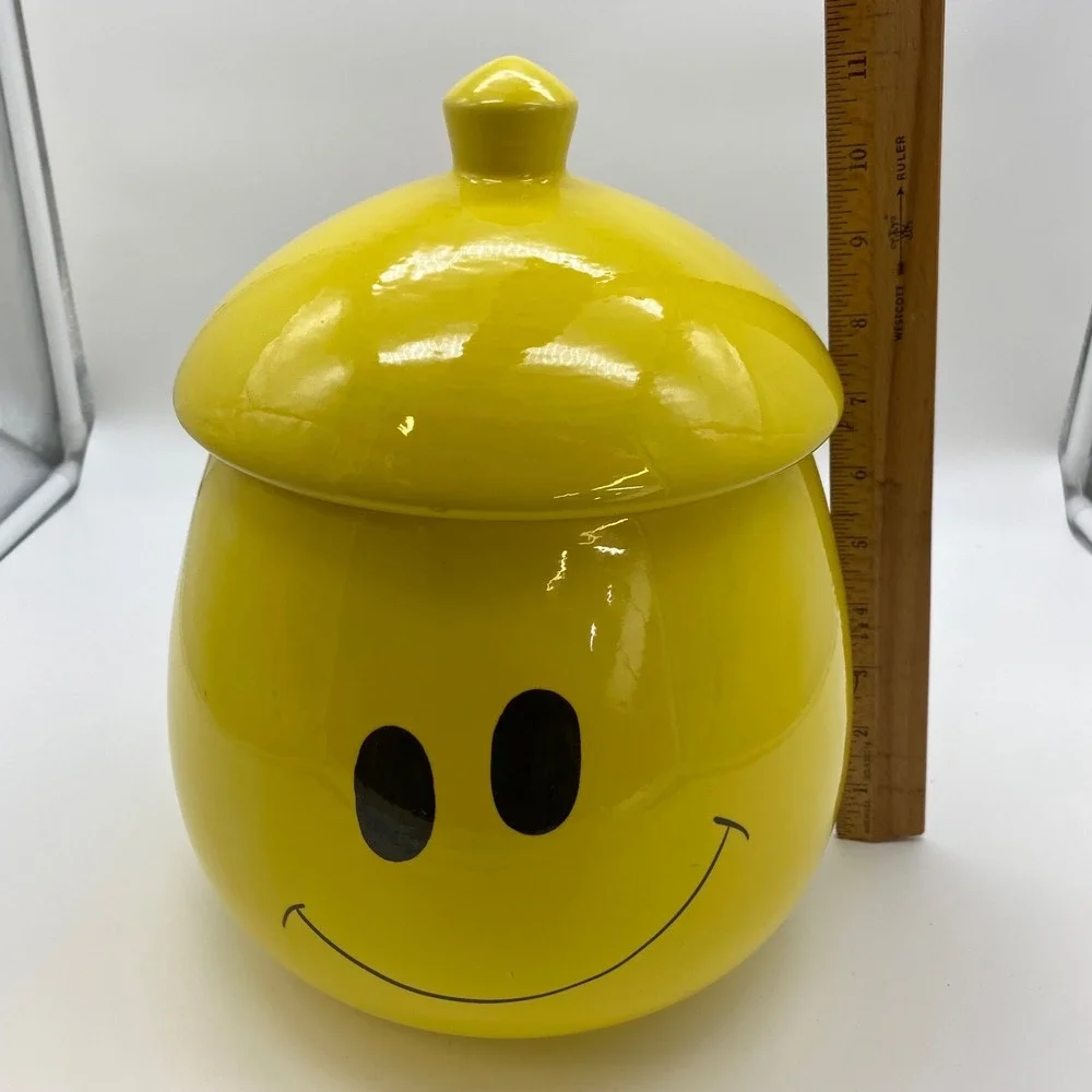 Vintage 70s Smiley Face Cookie Jar Yellow 11.5 Inch Glossy Ceramic Retro  (Read)